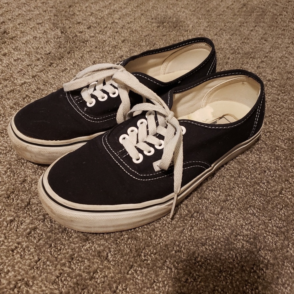 Black Vans classics